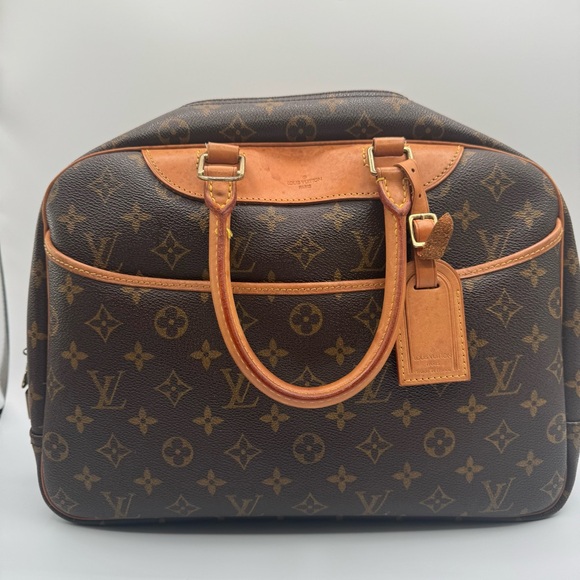Louis Vuitton Handbags - Louis Vuitton Monogram Canvas Travel Bag | Good Used Condition